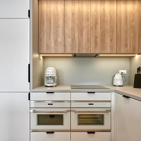 Apartament Penthouse Z Basenem I Widokiem Na Morze